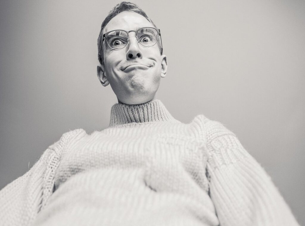 65 jaar man humor gif